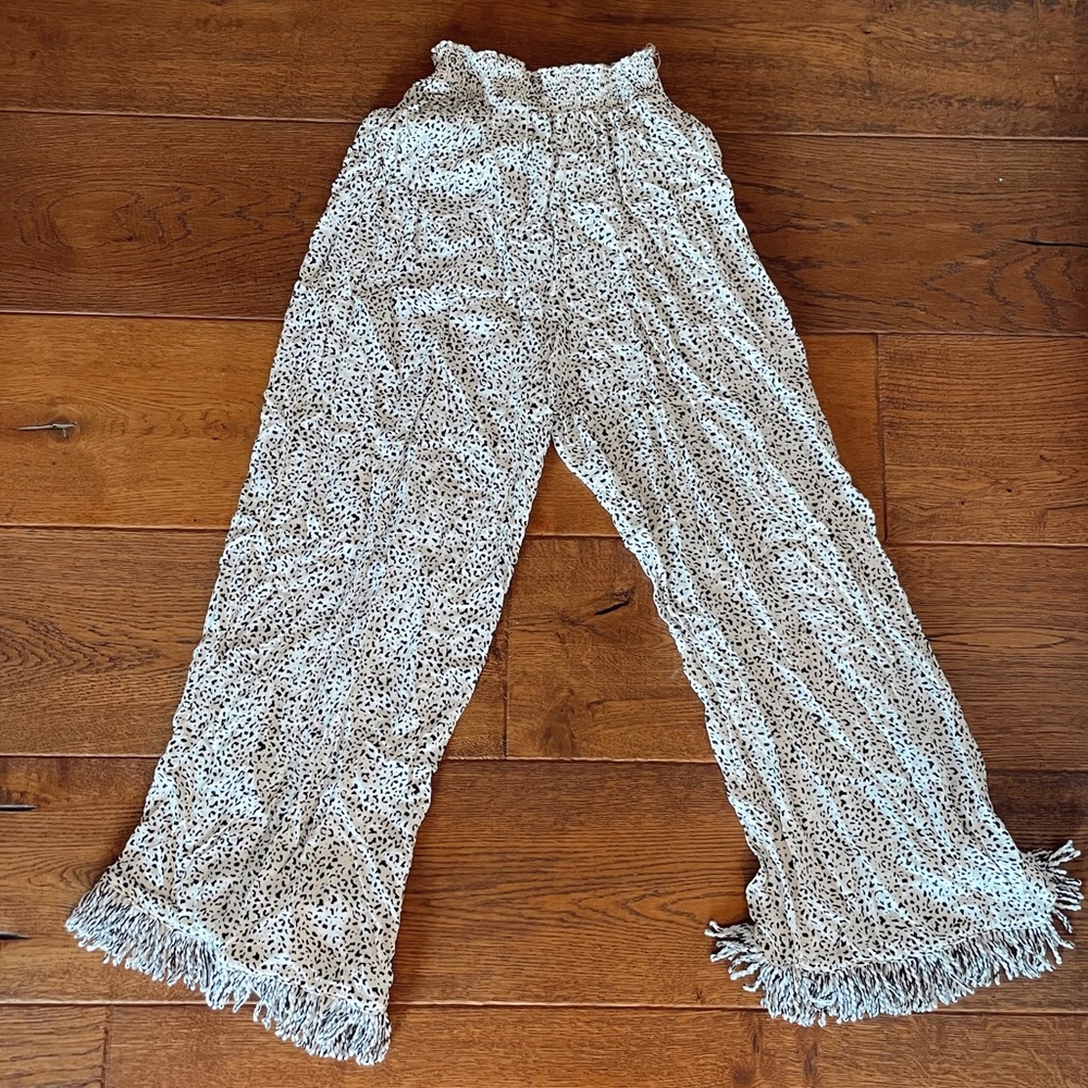 Spotted fringe bottom beach pants